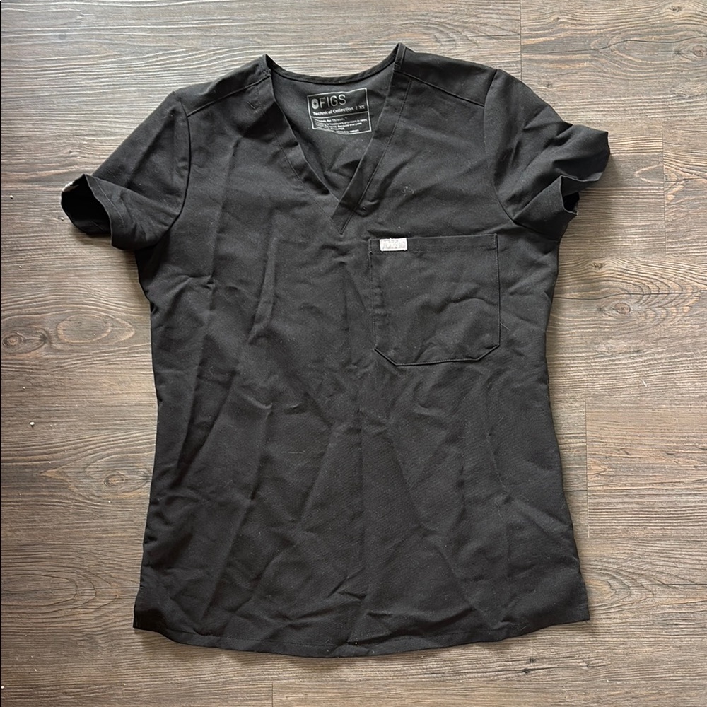 FIGS Women's Black V-Neck Top